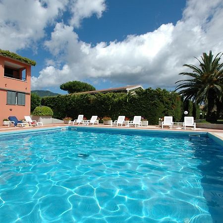 Residence Maricampo Marina di Campo Rom bilde