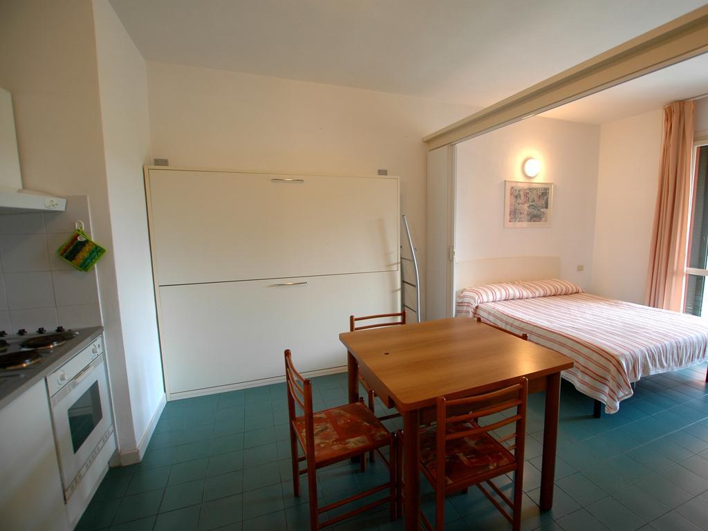 Residence Maricampo Marina di Campo Rom bilde